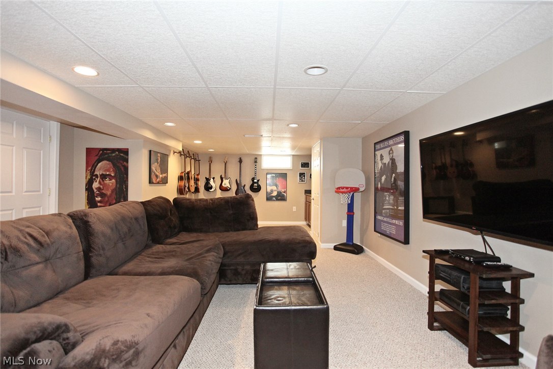 Basset Road - Residential