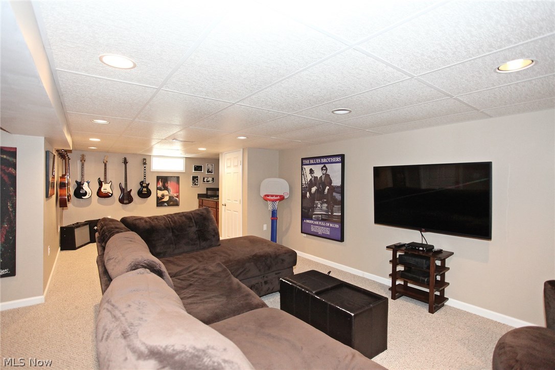 Basset Road - Residential