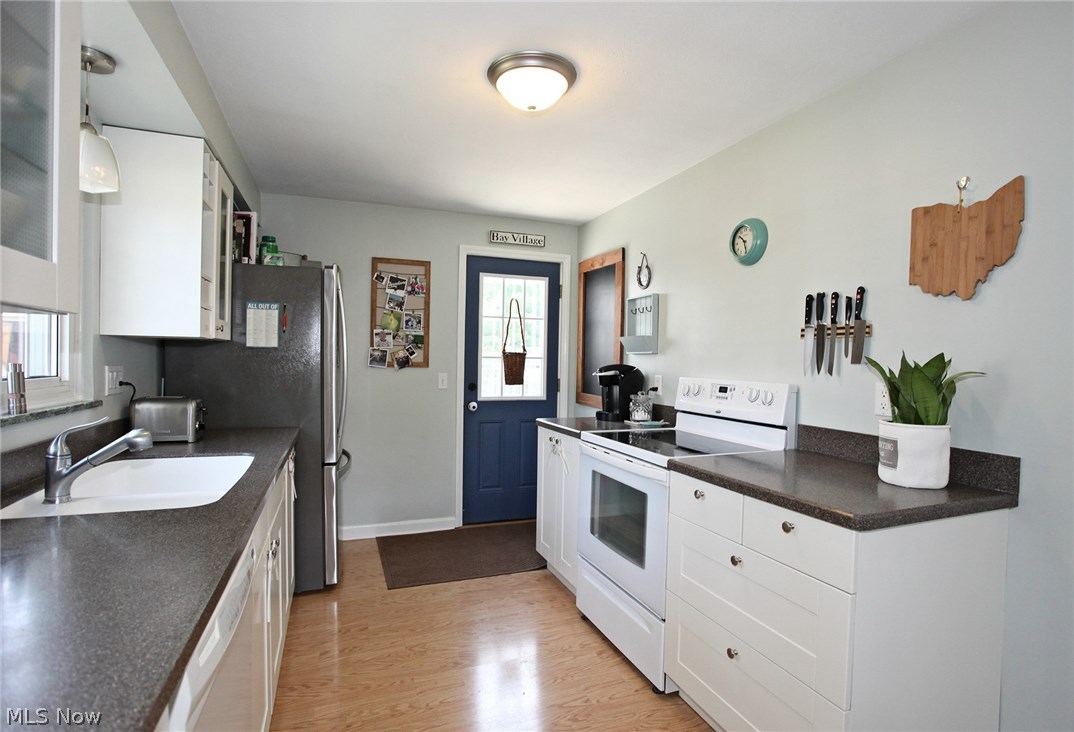 Basset Road - Residential