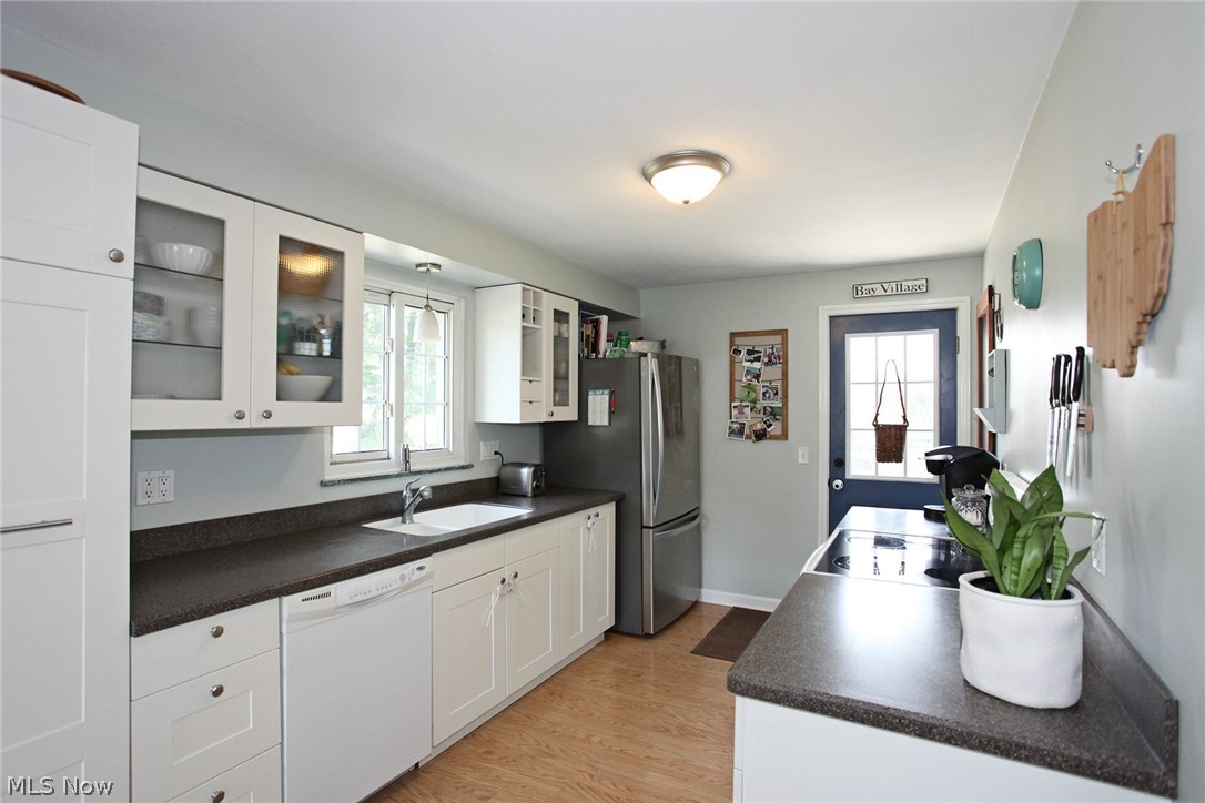 Basset Road - Residential