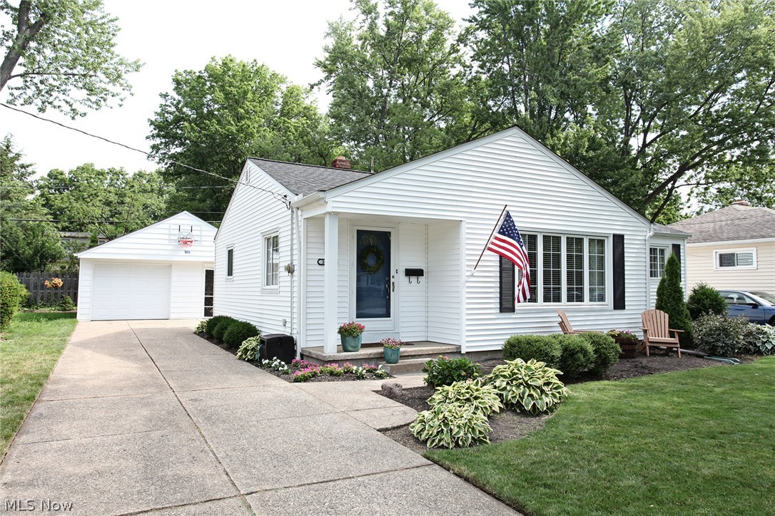 Basset Road - Residential