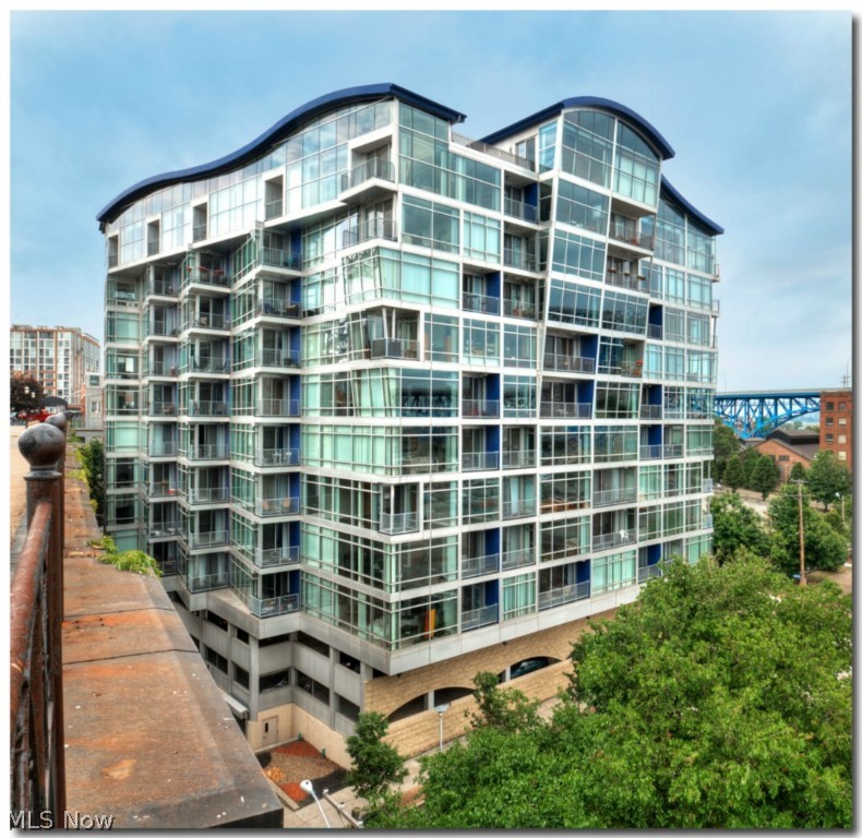 Downtown living at its finest! This light filled two bedroom, two full bath corner unit has the best views from its floor to ceiling windows overlooking the City’s Viaduct, Main Avenue Bridge and Jacobs Pavilion/Flats. There is a lot of style and pizzazz throughout the unit boasting its open floor plan, sparkling Kitchen with stainless appliances, lots of cabinetry, granite countertops and plenty of storage. Both baths are terrific, spacious bedrooms with great closet space. In-suite laundry-washer/dryer included, one assigned parking space with unit located on level P2. On site security for building and grounds, key fob entry, great fitness center, heat activated sprinkler system in the unit. Enjoy summer concerts, sunsets and more from your private balcony.