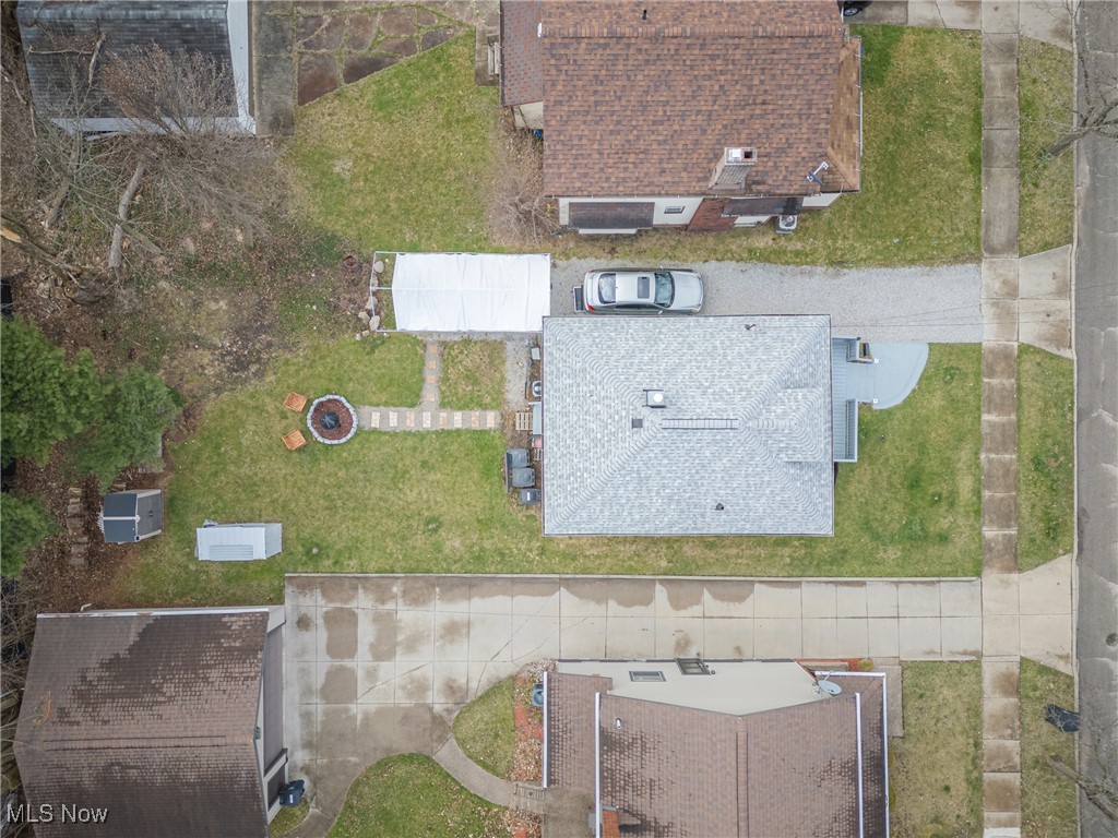 985 Peerless Avenue, Akron, Ohio image 17
