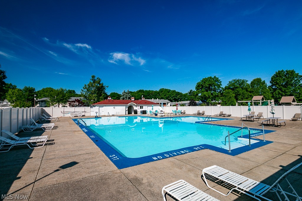 Meadowlawn Condo - Residential