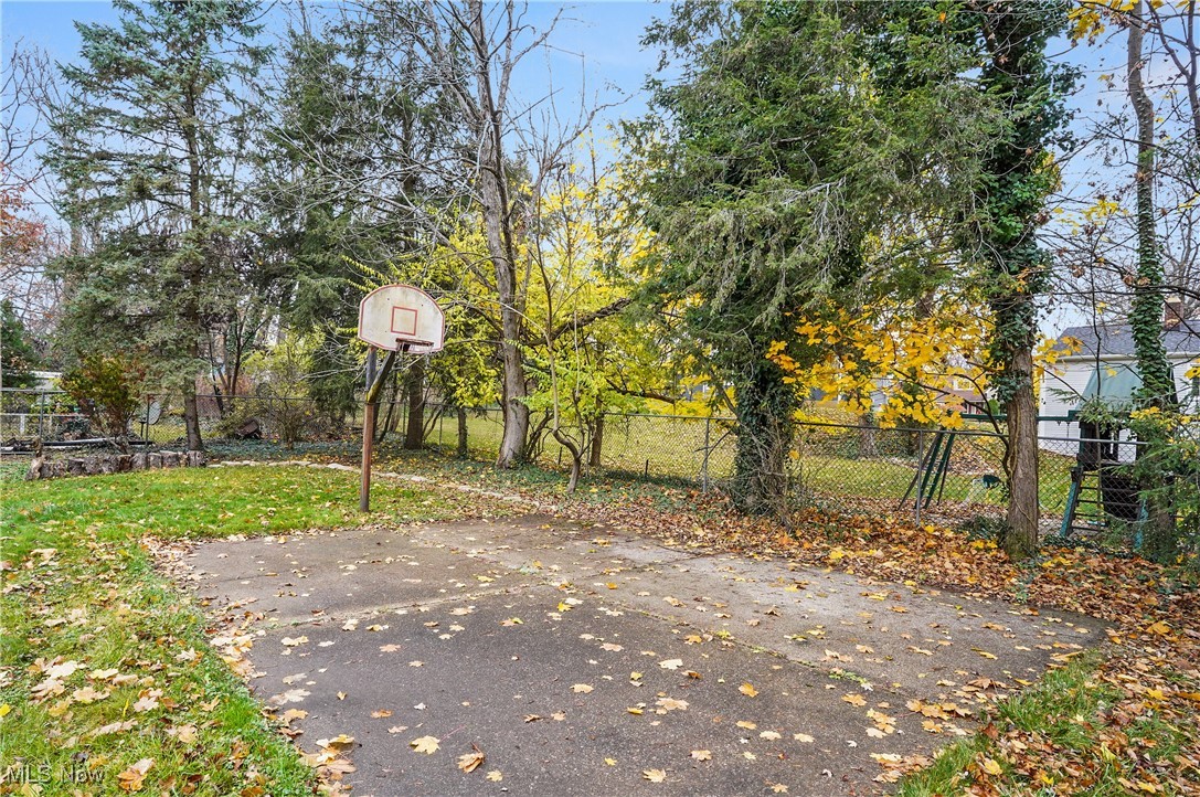 Silver Lake Heights - Residential