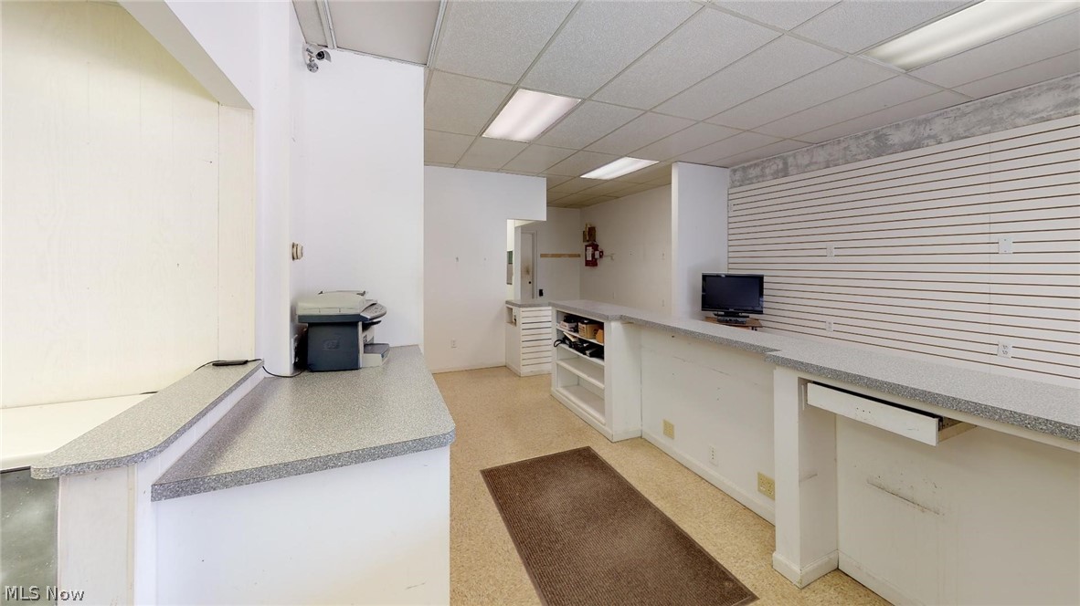 Tuxedo Farms - Commercial Lease