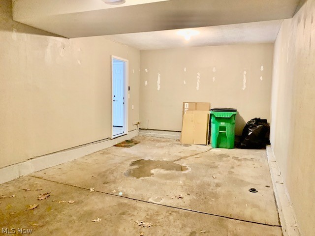 Silver Spgs Sub - Residential Lease