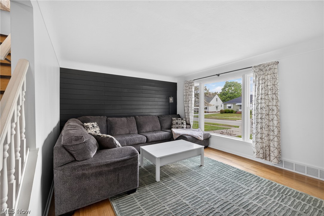 Larchmont Estates - Residential