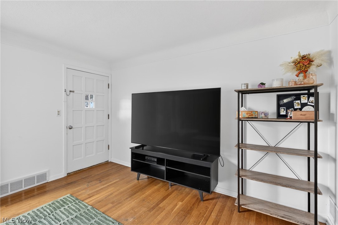 Larchmont Estates - Residential