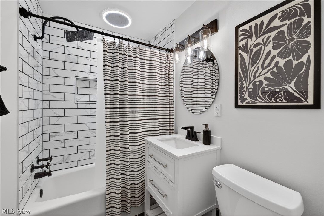 Larchmont Estates - Residential