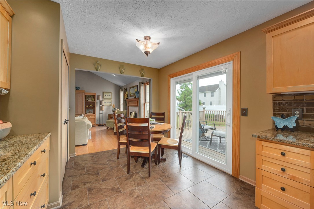 342 Pemberton Drive, Elyria, Ohio image 17