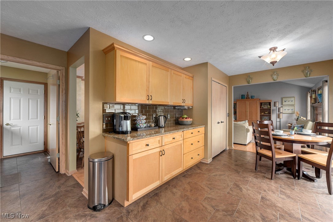 342 Pemberton Drive, Elyria, Ohio image 18