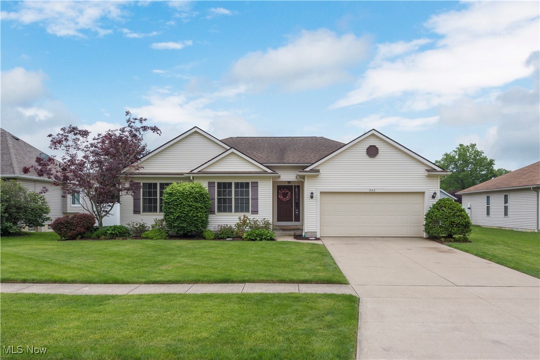 342 Pemberton Drive, Elyria, Ohio image 1