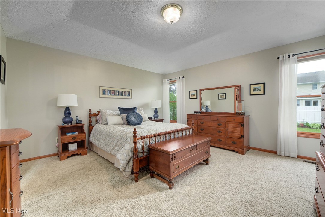 342 Pemberton Drive, Elyria, Ohio image 23