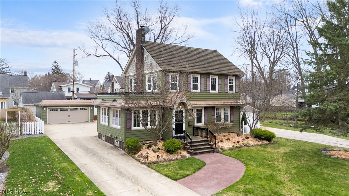 Commonwealth Realty & Bldg Co - Residential