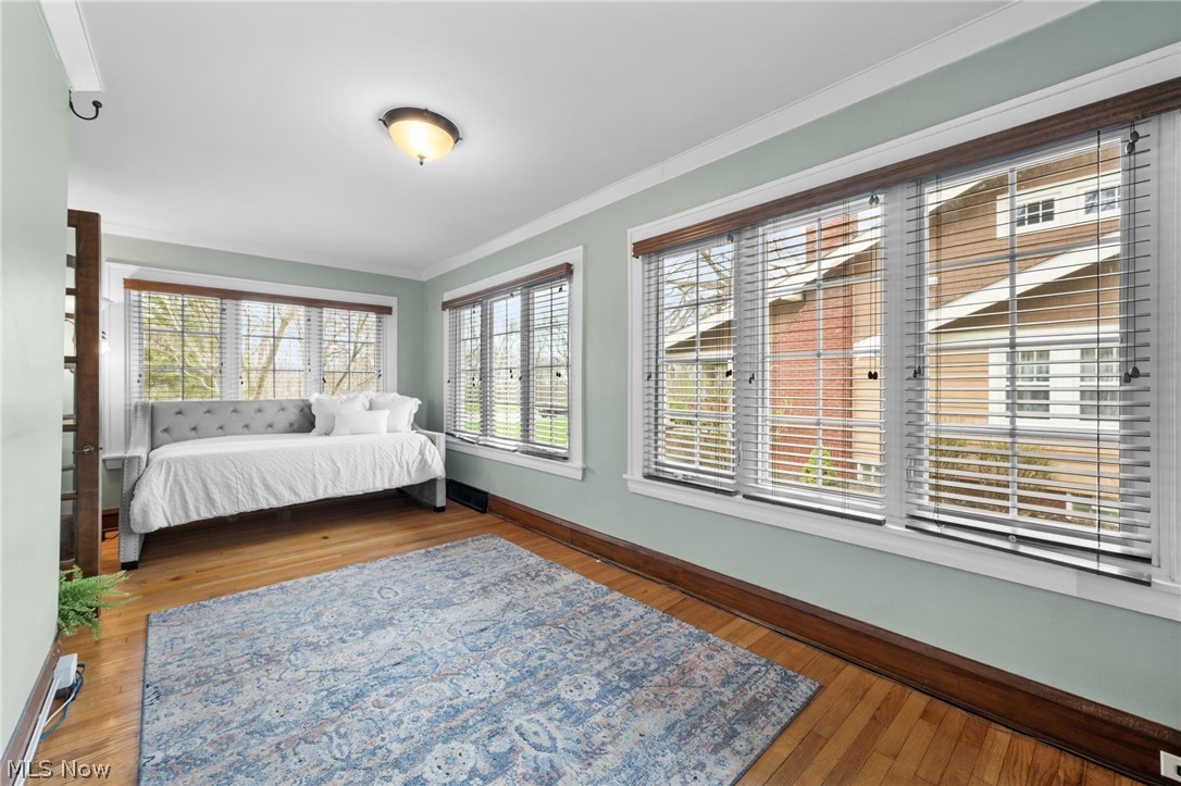 Commonwealth Realty & Bldg Co - Residential