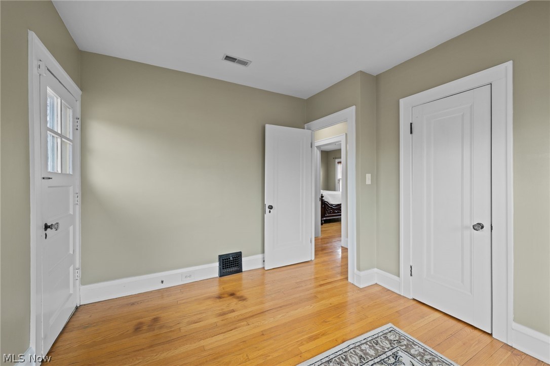 Commonwealth Realty & Bldg Co - Residential