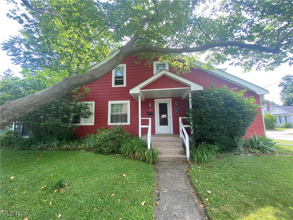 49 Adams Street