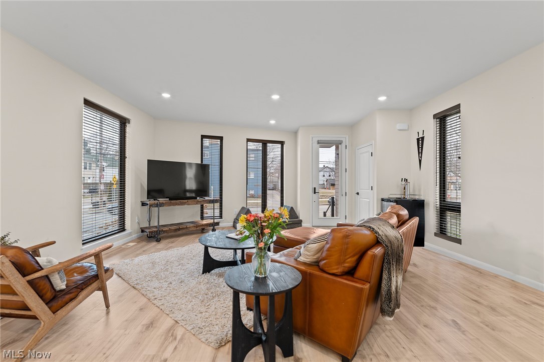 5217 Franklin Boulevard