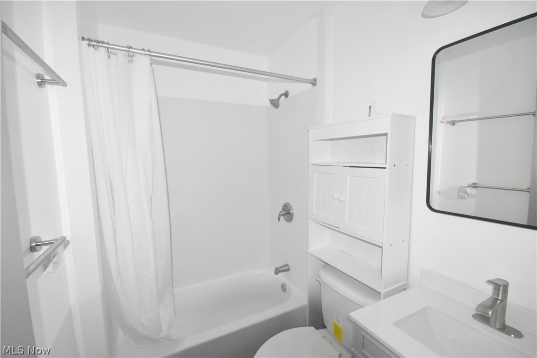 Landings I - Residential Lease