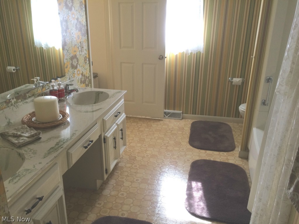 New Philadelphia - Residential