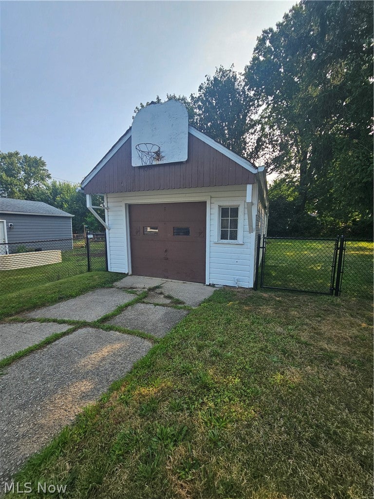 2177 Green Ridge Drive