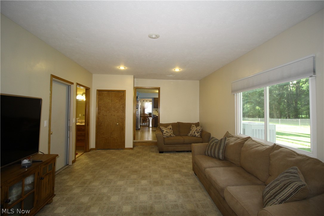 Hunting Meadows - Residential