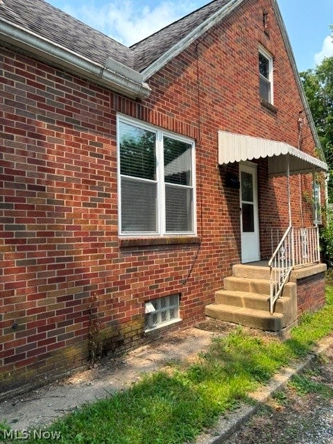 14 11th Street SW