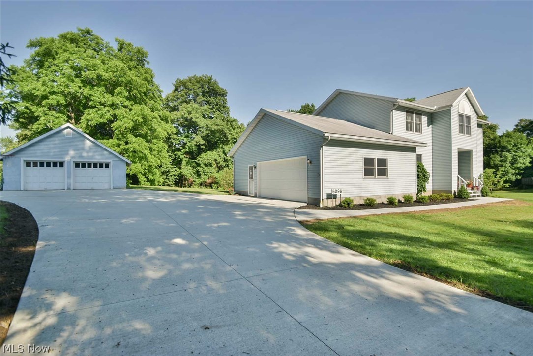 Moores - Residential