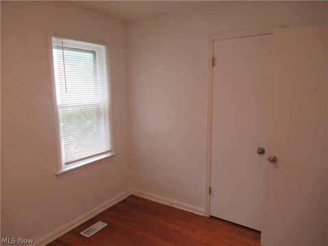 Tiny photo for 86 Cowles Avenue, Bedford, OH 44146 (MLS # 5221560)