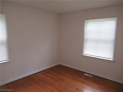 Tiny photo for 86 Cowles Avenue, Bedford, OH 44146 (MLS # 5221560)