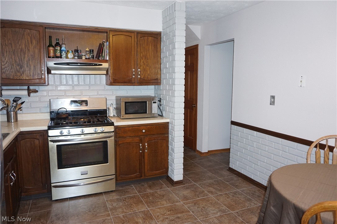 Brookwood 11 - Residential