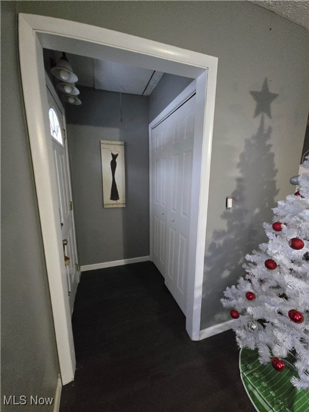 Photo of 113 Elm Street, Wellington, OH 44090 (MLS # 5177662)