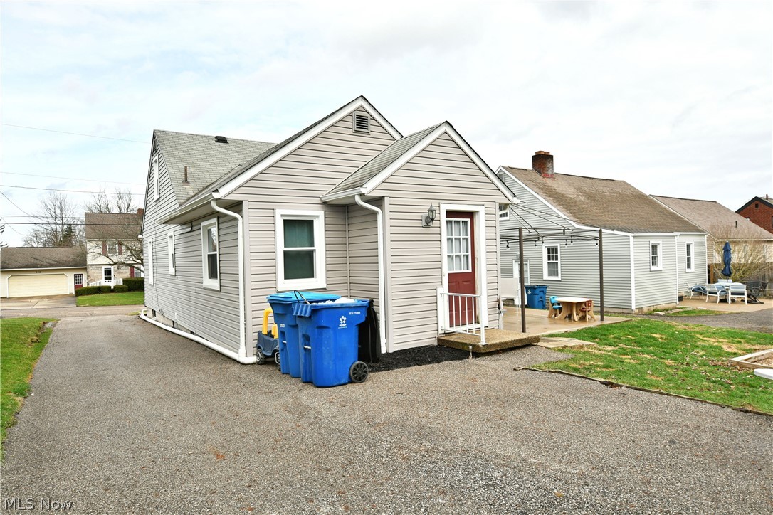 Elizabeth S Gairing Add - Residential