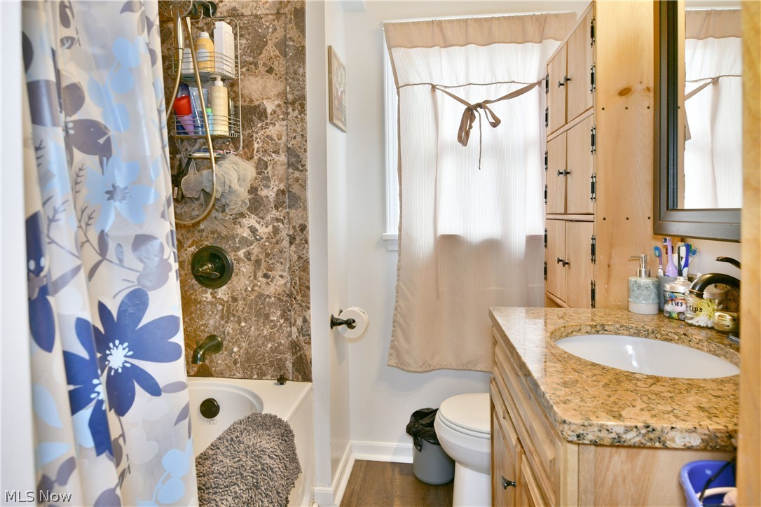 Elizabeth S Gairing Add - Residential