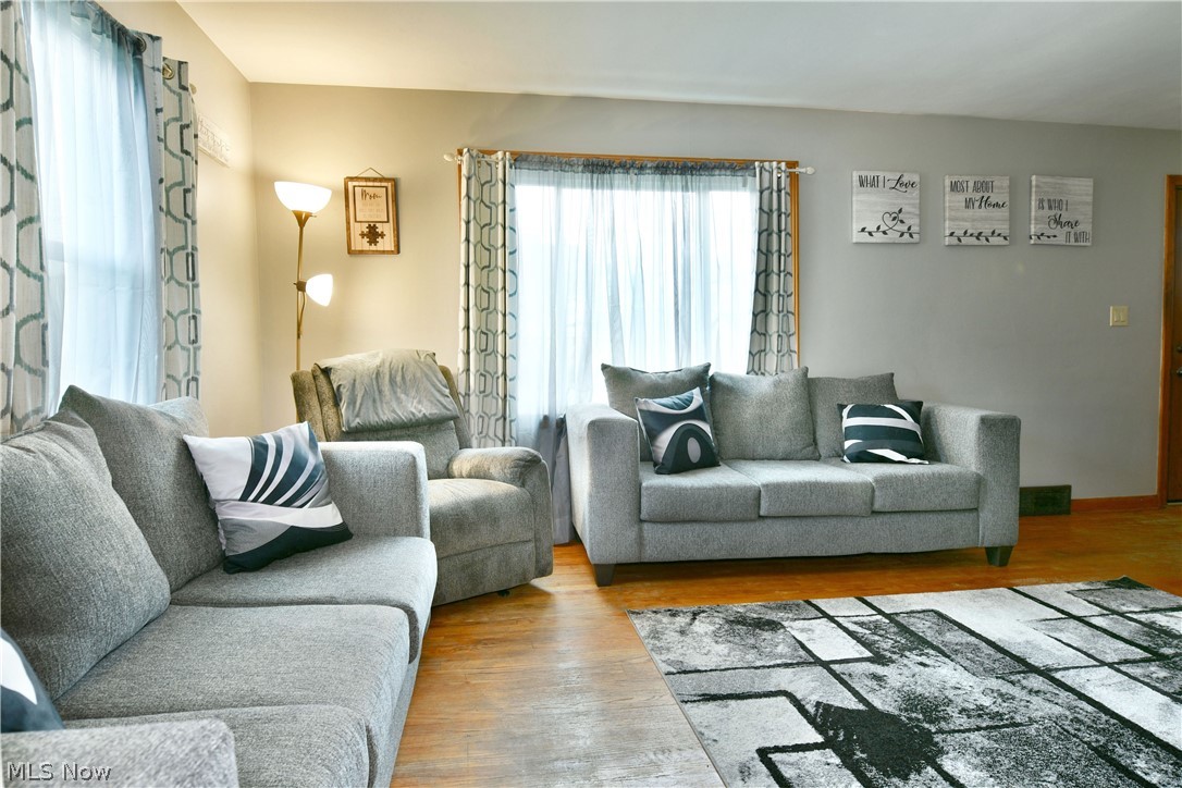 Elizabeth S Gairing Add - Residential