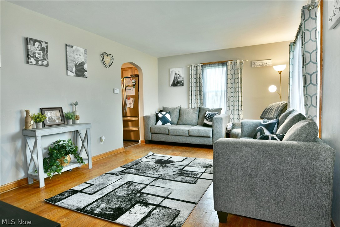 Elizabeth S Gairing Add - Residential