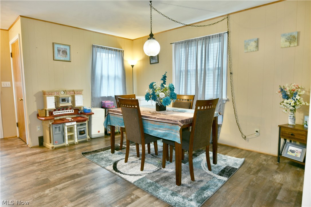 Elizabeth S Gairing Add - Residential