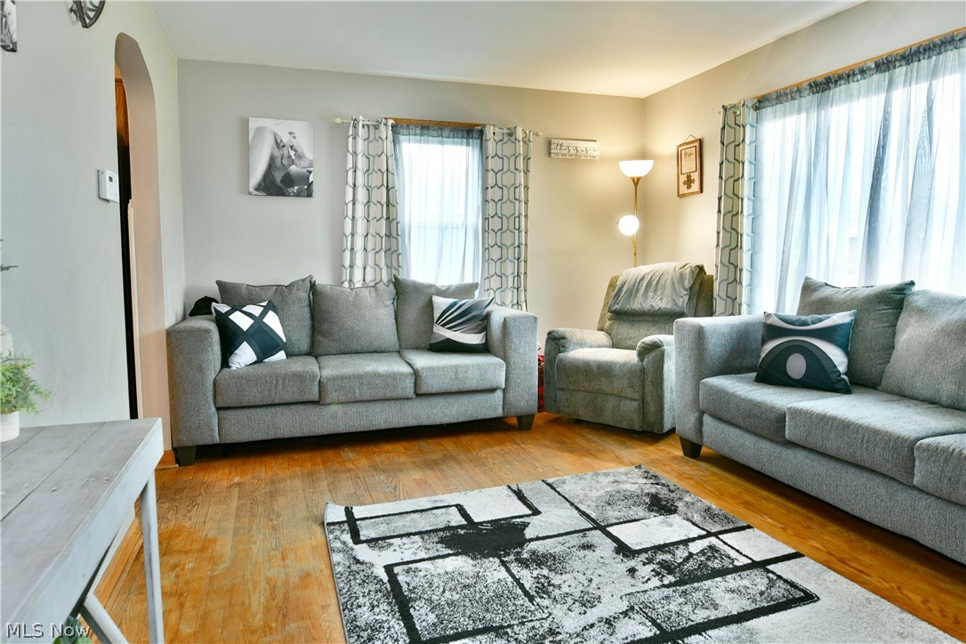 Elizabeth S Gairing Add - Residential