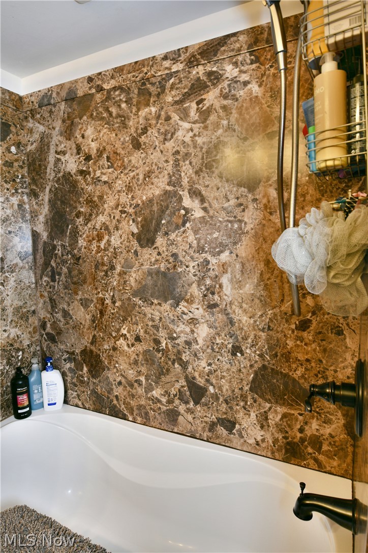 Elizabeth S Gairing Add - Residential