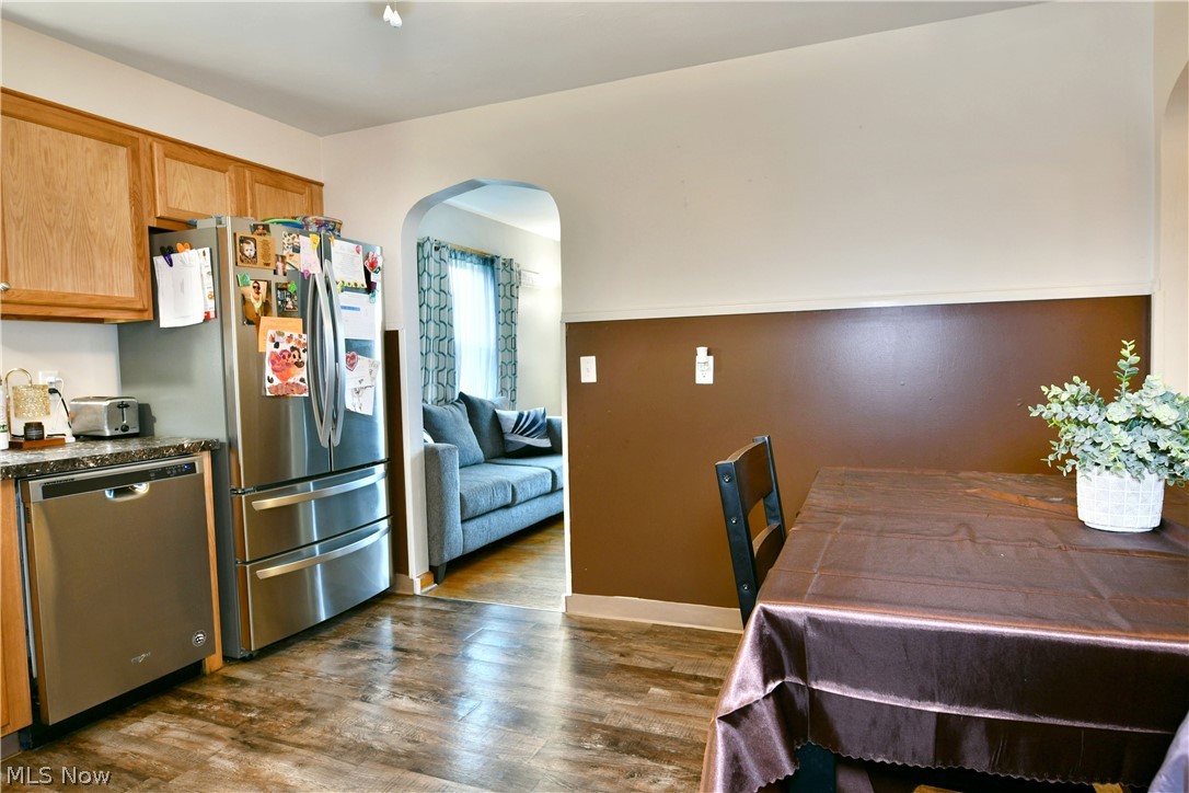 Elizabeth S Gairing Add - Residential