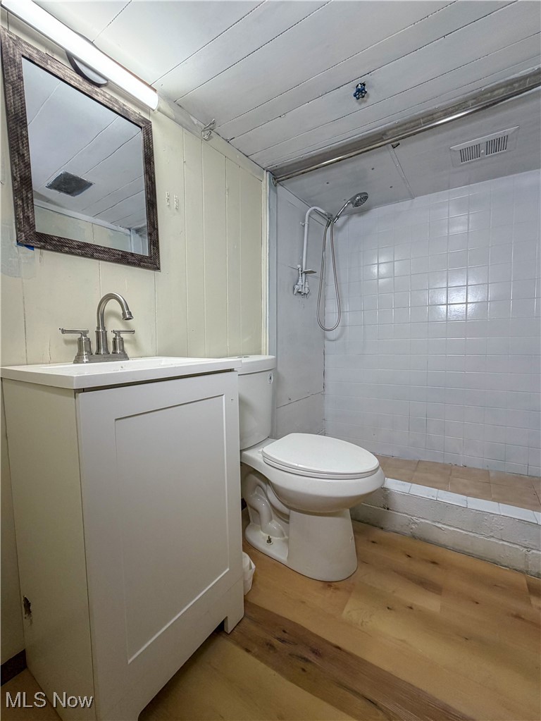 Village/Mineral Rdg - Residential