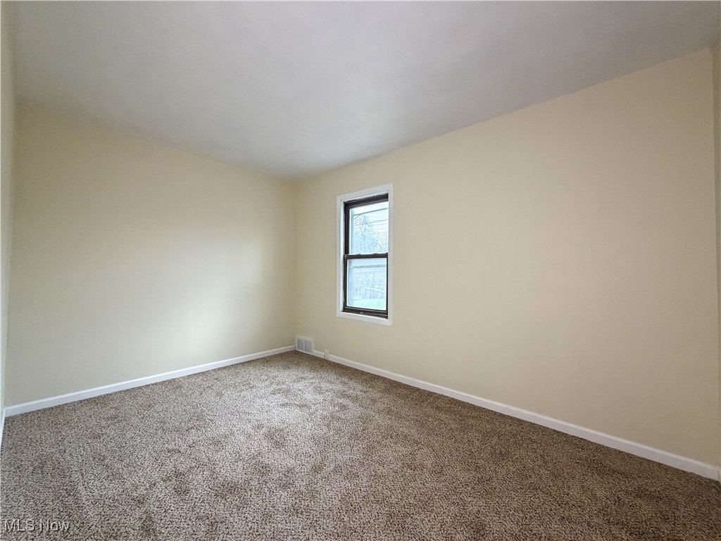 Village/Mineral Rdg - Residential