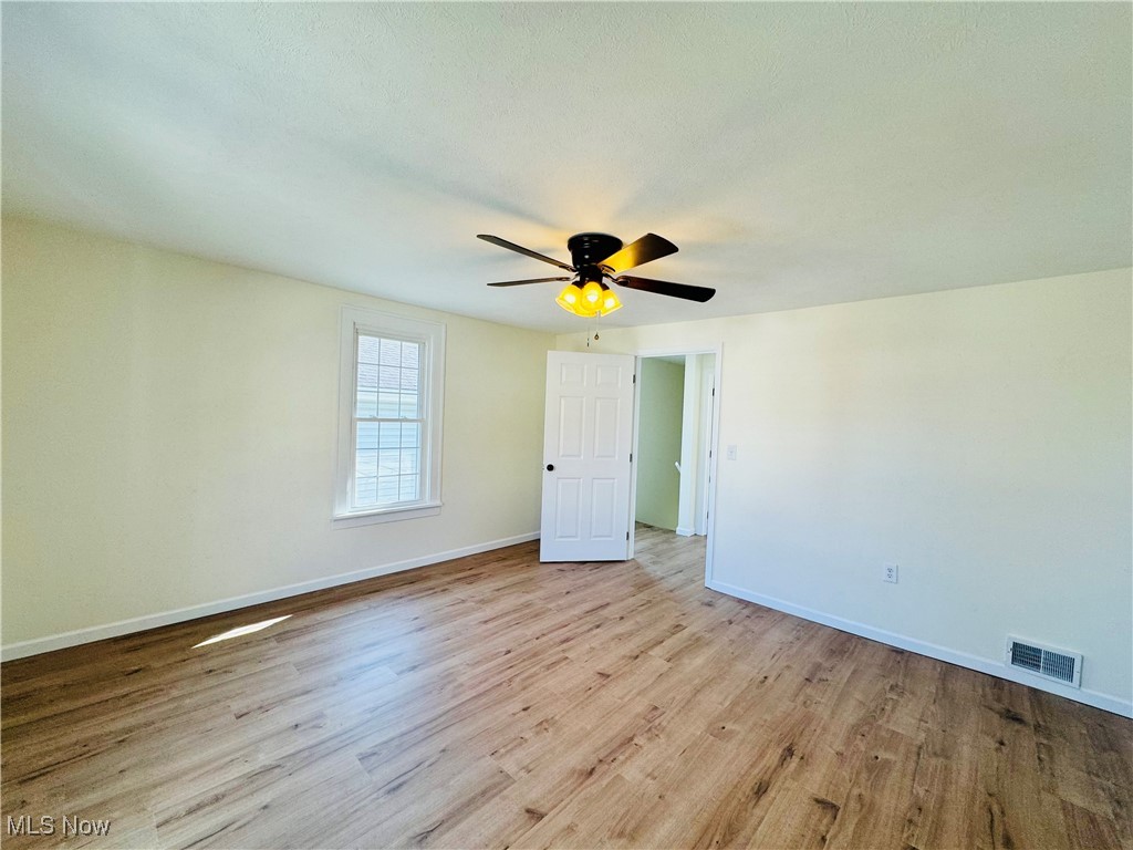 1019 Trenton St, Toronto, Ohio image 14