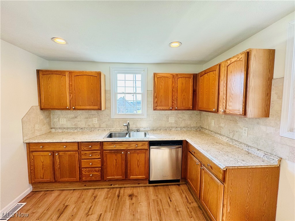 1019 Trenton St, Toronto, Ohio image 12