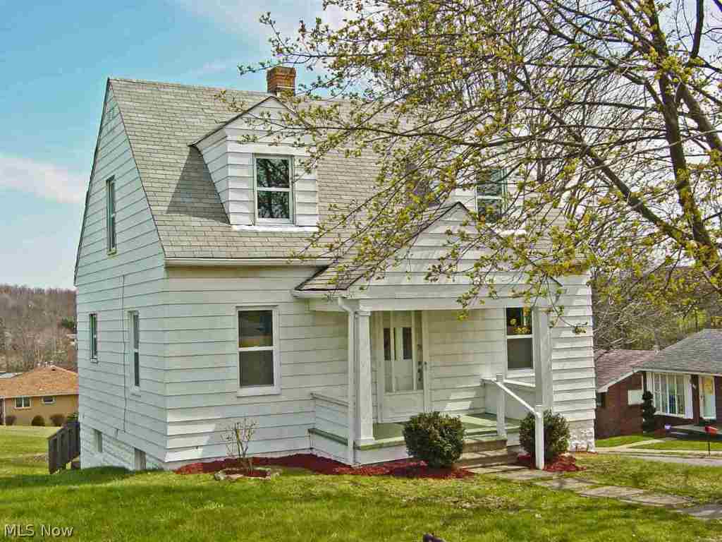 Location! Location! Beautiful 2 BR home completely remodeled. 1 1/2 baths. Newly finished hardwood floors throughout. New kitchen and both bathrooms redone. Kitchen and dining room are open concept. Corner lot with one car garage. Just minutes from Rt. 22 and all other amenities!