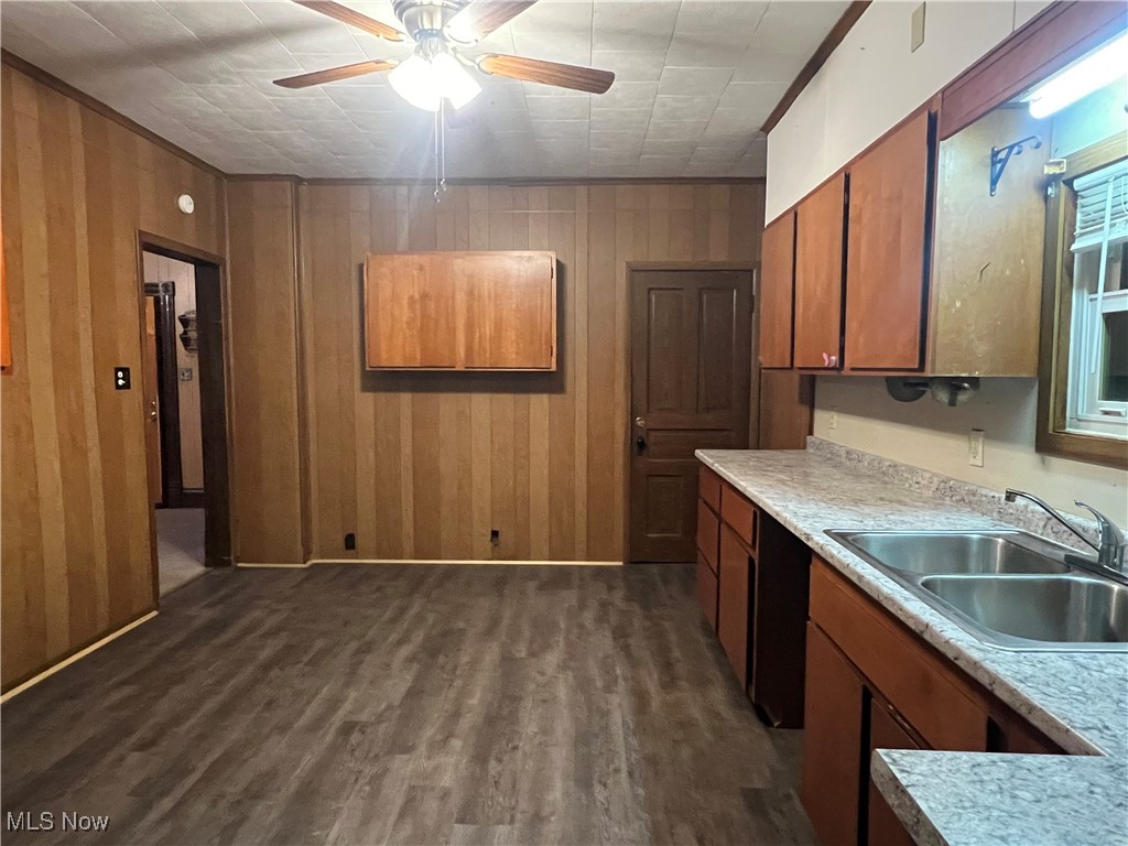 426 N 8th Street, Coshocton, Ohio image 12