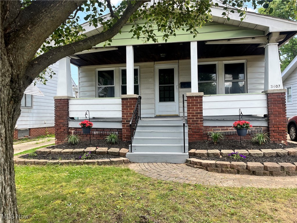Welcome home to this upgraded single family! 3 Bedroom 1 Bathroom. 2 bedrooms on the main floor, following an updated loft/bedroom on the second floor. All new light fixtures throughout the home, new toilet, new flooring throughout, new porch steps and more! Detached garage with a spacious backyard, but don't forget the front porch! This home has many features to offer with a total upgrade.