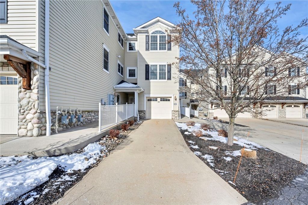 Photo of 5239 Lake Road W #305, Ashtabula, OH 44004 (MLS # 5176641)