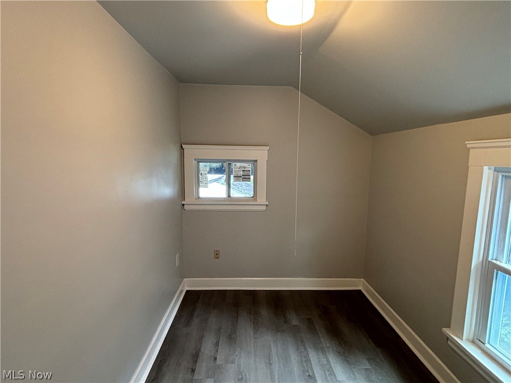 James Hoyts Add - Residential Lease